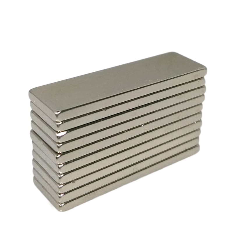 Комплект сильних прямокутних неодимових магнітів 30x10x2мм N35 10шт Silver (283822)
